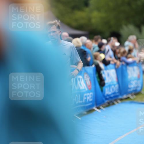 30.08.2026 - Elbe Triathlon Hamburg LAZAROV Photography http://msf.ph/oto/10028445 30.08.2026 11:41:35 Ziel 1209 meine-sportfotos.de