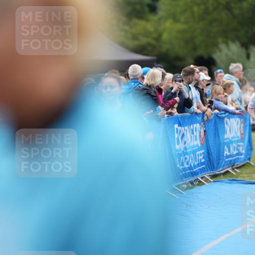 30.08.2026 - Elbe Triathlon Hamburg LAZAROV Photography http://msf.ph/oto/10028463 30.08.2026 11:42:18 Ziel 792, 817, 864 meine-sportfotos.de