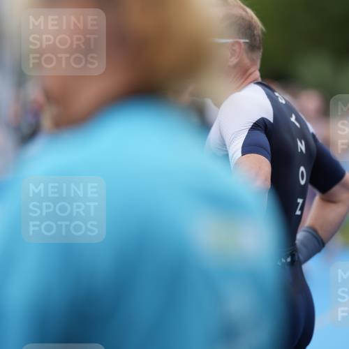 30.08.2026 - Elbe Triathlon Hamburg LAZAROV Photography http://msf.ph/oto/10028496 30.08.2026 11:43:23 Ziel 1242, 1390 meine-sportfotos.de