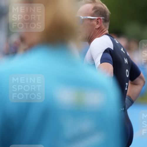 30.08.2026 - Elbe Triathlon Hamburg LAZAROV Photography http://msf.ph/oto/10028497 30.08.2026 11:43:24 Ziel 1242, 1390 meine-sportfotos.de