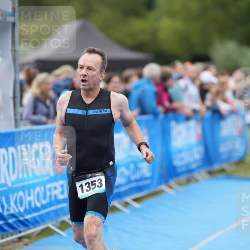 30.08.2026 - Elbe Triathlon Hamburg LAZAROV Photography http://msf.ph/oto/10028523 30.08.2026 11:44:01 Ziel 1227, 1287, 1353 meine-sportfotos.de