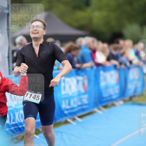 30.08.2026 - Elbe Triathlon Hamburg LAZAROV Photography http://msf.ph/oto/10028620 30.08.2026 11:49:30 Ziel 1145, 1252, 1363 meine-sportfotos.de