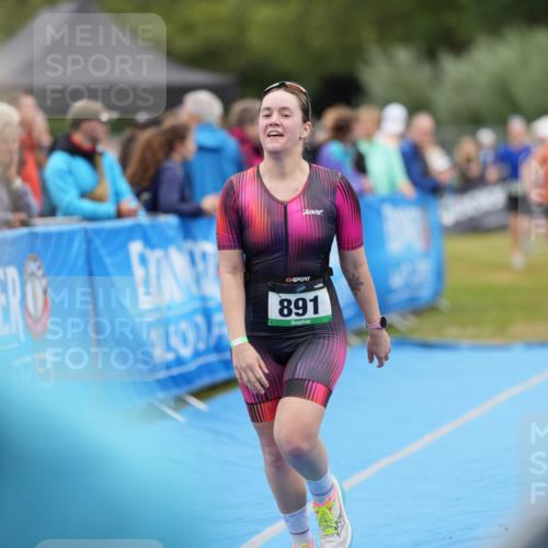 30.08.2026 - Elbe Triathlon Hamburg LAZAROV Photography http://msf.ph/oto/10028711 30.08.2026 11:53:26 Ziel 876, 891, 902, 954 meine-sportfotos.de