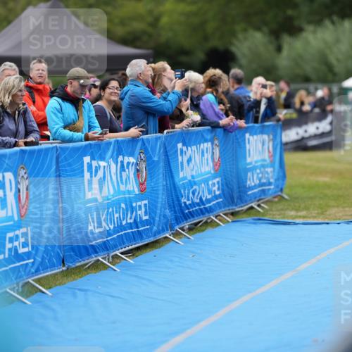 30.08.2026 - Elbe Triathlon Hamburg LAZAROV Photography http://msf.ph/oto/10028773 30.08.2026 11:57:02 Ziel 1451 meine-sportfotos.de
