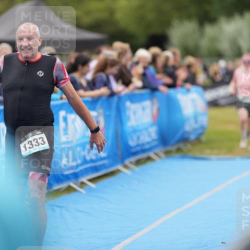 30.08.2026 - Elbe Triathlon Hamburg LAZAROV Photography http://msf.ph/oto/10028801 30.08.2026 11:58:11 Ziel 901, 962, 1181, 1333, 1458 meine-sportfotos.de