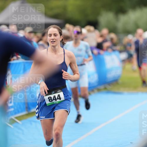 30.08.2026 - Elbe Triathlon Hamburg LAZAROV Photography http://msf.ph/oto/10028816 30.08.2026 11:58:46 Ziel 844, 1401, 1489, 1526, 1588 meine-sportfotos.de