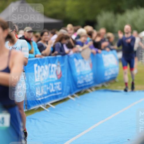 30.08.2026 - Elbe Triathlon Hamburg LAZAROV Photography http://msf.ph/oto/10028818 30.08.2026 11:58:47 Ziel 844, 1401, 1489, 1526, 1588 meine-sportfotos.de