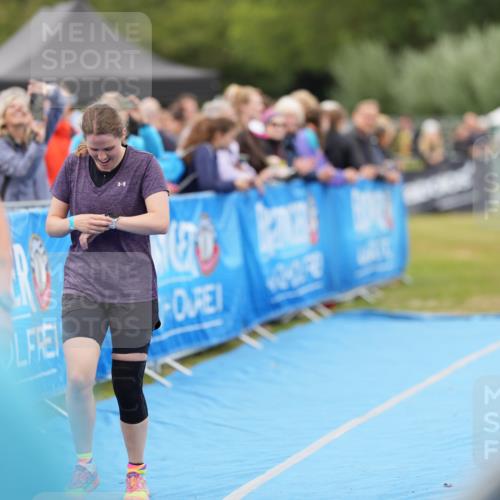 30.08.2026 - Elbe Triathlon Hamburg LAZAROV Photography http://msf.ph/oto/10028836 30.08.2026 11:59:32 Ziel 785, 859 meine-sportfotos.de