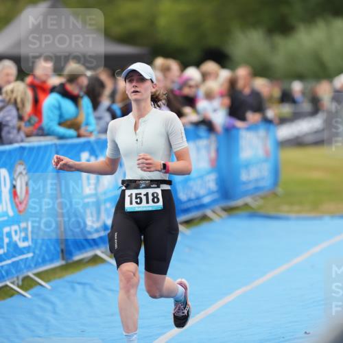 30.08.2026 - Elbe Triathlon Hamburg LAZAROV Photography http://msf.ph/oto/10028851 30.08.2026 12:00:23 Ziel 1362, 1518 meine-sportfotos.de