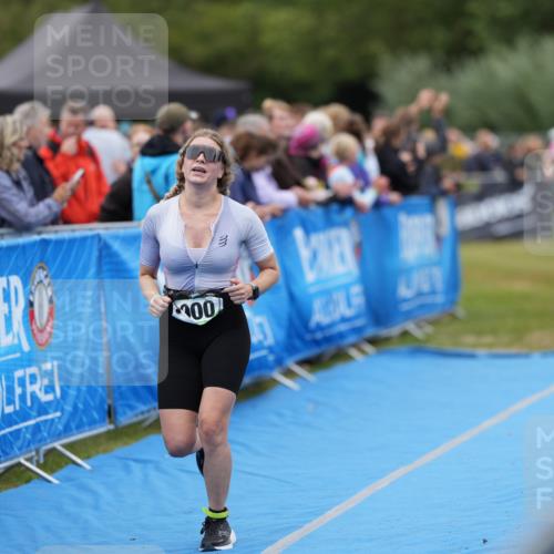 30.08.2026 - Elbe Triathlon Hamburg LAZAROV Photography http://msf.ph/oto/10028879 30.08.2026 12:02:02 Ziel 900, 1417 meine-sportfotos.de