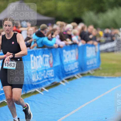 30.08.2026 - Elbe Triathlon Hamburg LAZAROV Photography http://msf.ph/oto/10028886 30.08.2026 12:02:17 Ziel 858, 1563 meine-sportfotos.de