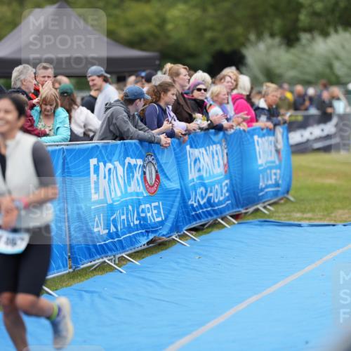 30.08.2026 - Elbe Triathlon Hamburg LAZAROV Photography http://msf.ph/oto/10028898 30.08.2026 12:02:38 Ziel 1467, 1708 meine-sportfotos.de