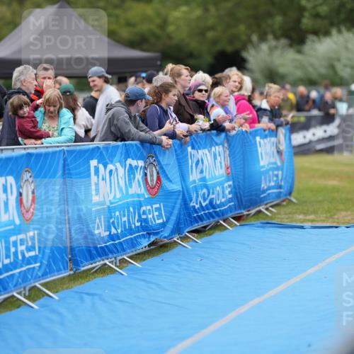 30.08.2026 - Elbe Triathlon Hamburg LAZAROV Photography http://msf.ph/oto/10028899 30.08.2026 12:02:39 Ziel 842, 1467, 1708 meine-sportfotos.de
