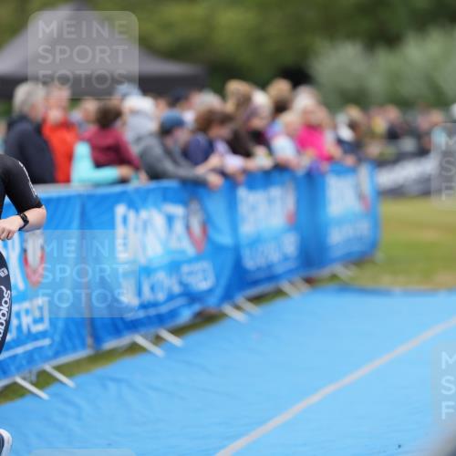 30.08.2026 - Elbe Triathlon Hamburg LAZAROV Photography http://msf.ph/oto/10028902 30.08.2026 12:02:48 Ziel 842, 1579 meine-sportfotos.de