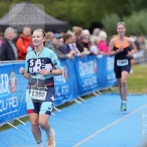 30.08.2026 - Elbe Triathlon Hamburg LAZAROV Photography http://msf.ph/oto/10028934 30.08.2026 12:03:46 Ziel 1388, 1420, 1466, 1522, 1572 meine-sportfotos.de
