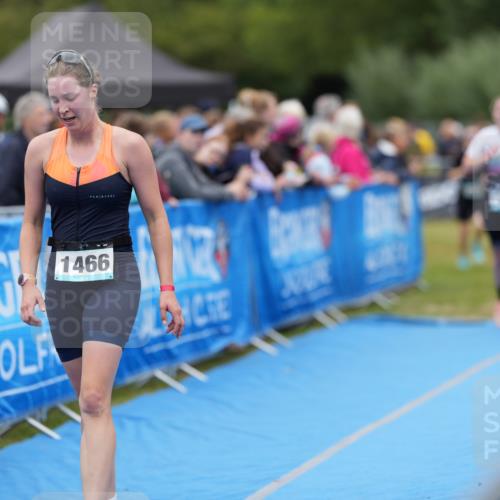 30.08.2026 - Elbe Triathlon Hamburg LAZAROV Photography http://msf.ph/oto/10028938 30.08.2026 12:03:48 Ziel 1388, 1420, 1466, 1522, 1572 meine-sportfotos.de