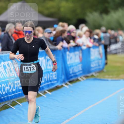 30.08.2026 - Elbe Triathlon Hamburg LAZAROV Photography http://msf.ph/oto/10028943 30.08.2026 12:03:54 Ziel 1522, 1572 meine-sportfotos.de