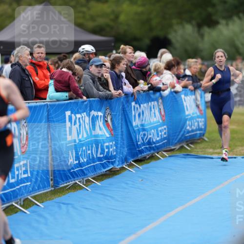 30.08.2026 - Elbe Triathlon Hamburg LAZAROV Photography http://msf.ph/oto/10028946 30.08.2026 12:04:06 Ziel 1580, 1649 meine-sportfotos.de