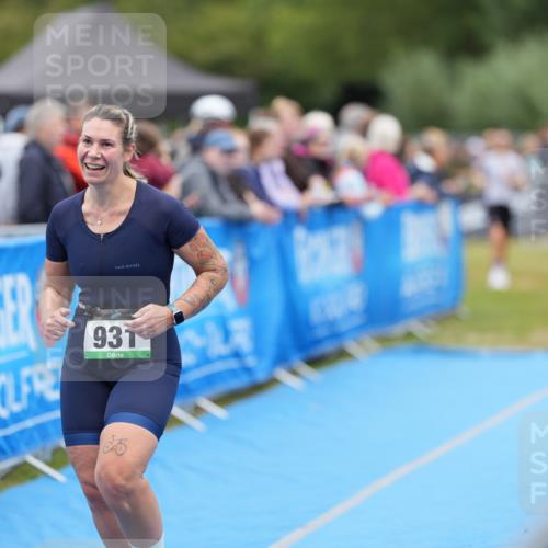 30.08.2026 - Elbe Triathlon Hamburg LAZAROV Photography http://msf.ph/oto/10028953 30.08.2026 12:04:28 Ziel 931, 1510, 1632 meine-sportfotos.de