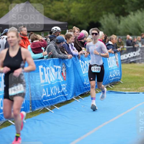30.08.2026 - Elbe Triathlon Hamburg LAZAROV Photography http://msf.ph/oto/10028954 30.08.2026 12:04:33 Ziel 1510, 1632 meine-sportfotos.de