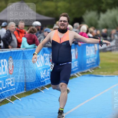30.08.2026 - Elbe Triathlon Hamburg LAZAROV Photography http://msf.ph/oto/10028969 30.08.2026 12:05:02 Ziel 813, 1175 meine-sportfotos.de