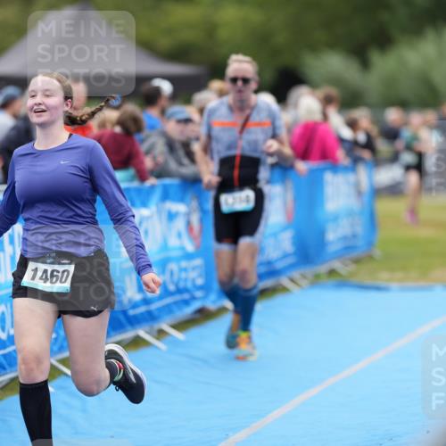 30.08.2026 - Elbe Triathlon Hamburg LAZAROV Photography http://msf.ph/oto/10028988 30.08.2026 12:05:26 Ziel 1358, 1397, 1460, 1529 meine-sportfotos.de
