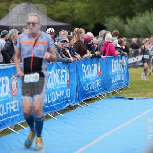 30.08.2026 - Elbe Triathlon Hamburg LAZAROV Photography http://msf.ph/oto/10028990 30.08.2026 12:05:27 Ziel 1358, 1397, 1460, 1529, 1577 meine-sportfotos.de