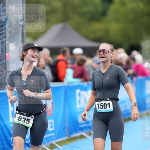 30.08.2026 - Elbe Triathlon Hamburg LAZAROV Photography http://msf.ph/oto/10029058 30.08.2026 12:08:01 Ziel 835, 1366, 1501 meine-sportfotos.de