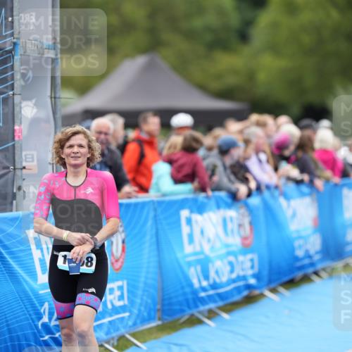 30.08.2026 - Elbe Triathlon Hamburg LAZAROV Photography http://msf.ph/oto/10029070 30.08.2026 12:08:26 Ziel 840, 1355, 1357, 1633, 1658 meine-sportfotos.de
