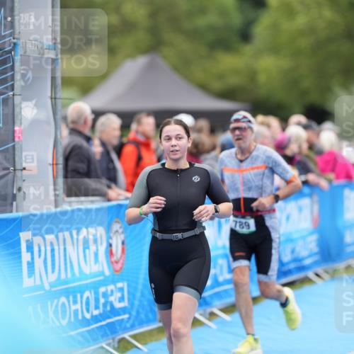 30.08.2026 - Elbe Triathlon Hamburg LAZAROV Photography http://msf.ph/oto/10029078 30.08.2026 12:08:49 Ziel 789, 915 meine-sportfotos.de