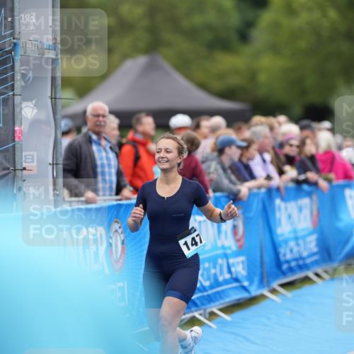 30.08.2026 - Elbe Triathlon Hamburg LAZAROV Photography http://msf.ph/oto/10029085 30.08.2026 12:09:01 Ziel 915, 1472 meine-sportfotos.de