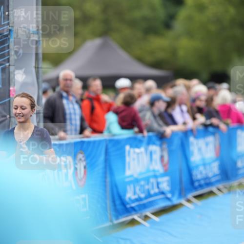 30.08.2026 - Elbe Triathlon Hamburg LAZAROV Photography http://msf.ph/oto/10029087 30.08.2026 12:09:02 Ziel 1472 meine-sportfotos.de