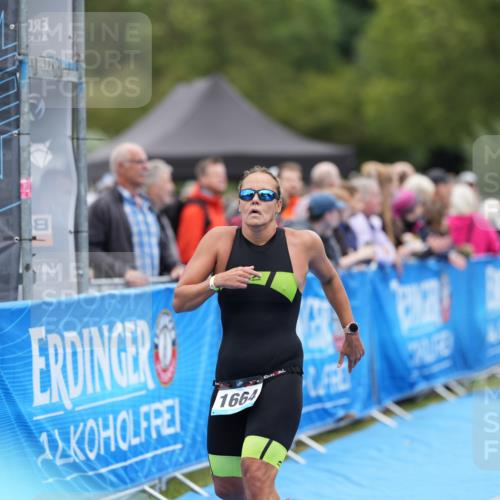 30.08.2026 - Elbe Triathlon Hamburg LAZAROV Photography http://msf.ph/oto/10029089 30.08.2026 12:09:16 Ziel 1505, 1664 meine-sportfotos.de