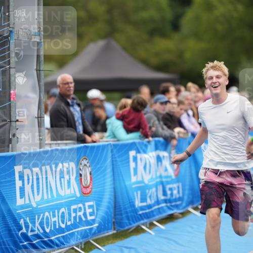 30.08.2026 - Elbe Triathlon Hamburg LAZAROV Photography http://msf.ph/oto/10029118 30.08.2026 12:10:23 Ziel 1372, 1382, 1471, 1539 meine-sportfotos.de