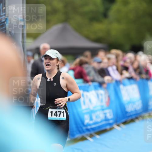 30.08.2026 - Elbe Triathlon Hamburg LAZAROV Photography http://msf.ph/oto/10029126 30.08.2026 12:10:29 Ziel 1427, 1471, 1539 meine-sportfotos.de