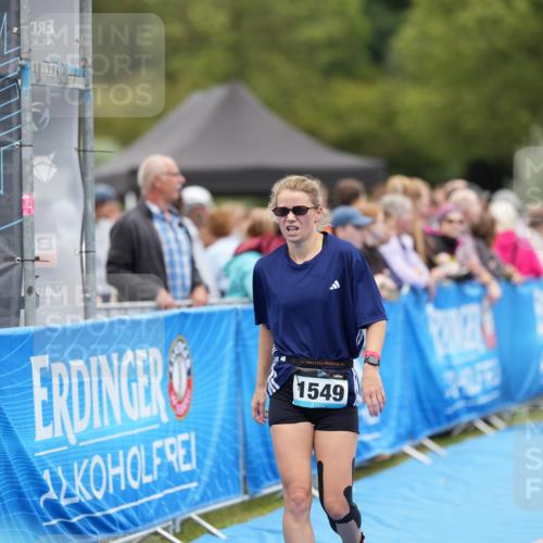 30.08.2026 - Elbe Triathlon Hamburg LAZAROV Photography http://msf.ph/oto/10029137 30.08.2026 12:10:59 Ziel 1377, 1549 meine-sportfotos.de