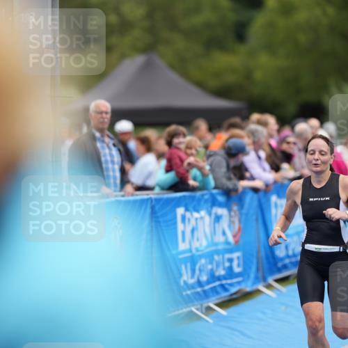 30.08.2026 - Elbe Triathlon Hamburg LAZAROV Photography http://msf.ph/oto/10029148 30.08.2026 12:11:22 Ziel 1547, 1615 meine-sportfotos.de