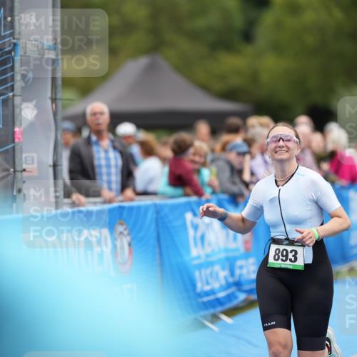 30.08.2026 - Elbe Triathlon Hamburg LAZAROV Photography http://msf.ph/oto/10029155 30.08.2026 12:11:34 Ziel 893, 1654, 1689 meine-sportfotos.de