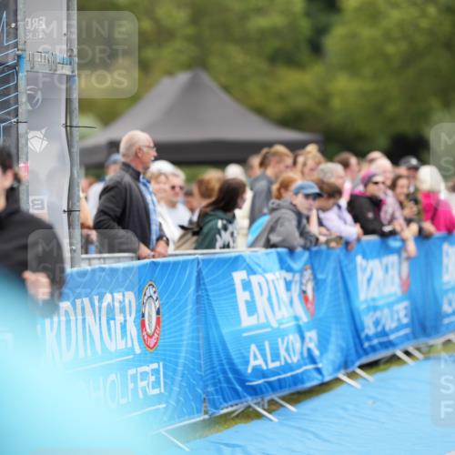 30.08.2026 - Elbe Triathlon Hamburg LAZAROV Photography http://msf.ph/oto/10029168 30.08.2026 12:12:08 Ziel 1490 meine-sportfotos.de
