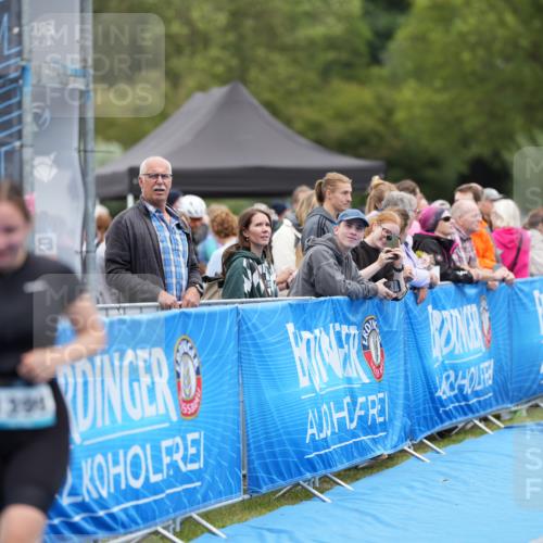 30.08.2026 - Elbe Triathlon Hamburg LAZAROV Photography http://msf.ph/oto/10029180 30.08.2026 12:12:57 Ziel 1399 meine-sportfotos.de