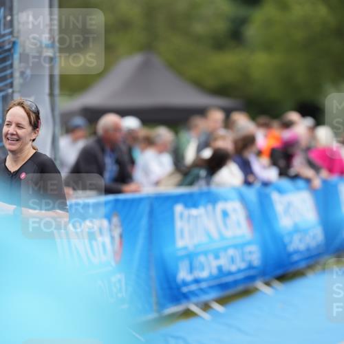 30.08.2026 - Elbe Triathlon Hamburg LAZAROV Photography http://msf.ph/oto/10029186 30.08.2026 12:13:42 Ziel 946, 1712 meine-sportfotos.de