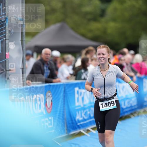 30.08.2026 - Elbe Triathlon Hamburg LAZAROV Photography http://msf.ph/oto/10029191 30.08.2026 12:13:54 Ziel 1409 meine-sportfotos.de