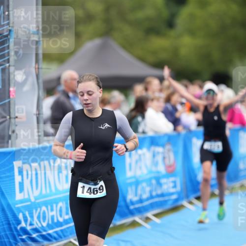 30.08.2026 - Elbe Triathlon Hamburg LAZAROV Photography http://msf.ph/oto/10029197 30.08.2026 12:14:37 Ziel 1469, 1502, 1678 meine-sportfotos.de