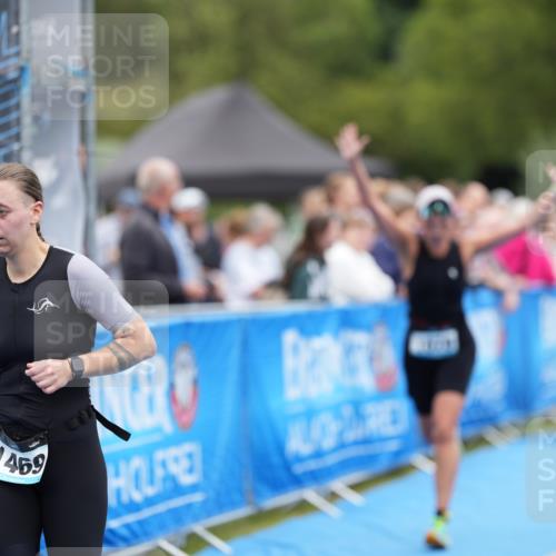 30.08.2026 - Elbe Triathlon Hamburg LAZAROV Photography http://msf.ph/oto/10029198 30.08.2026 12:14:37 Ziel 1469, 1502, 1678 meine-sportfotos.de