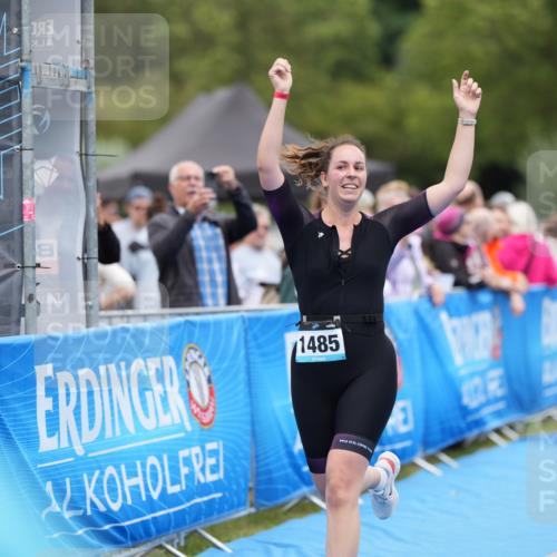 30.08.2026 - Elbe Triathlon Hamburg LAZAROV Photography http://msf.ph/oto/10029205 30.08.2026 12:14:47 Ziel 1485, 1502, 1629 meine-sportfotos.de