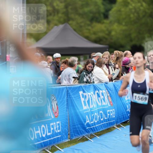 30.08.2026 - Elbe Triathlon Hamburg LAZAROV Photography http://msf.ph/oto/10029211 30.08.2026 12:15:08 Ziel 1512, 1514, 1535, 1569 meine-sportfotos.de