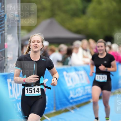 30.08.2026 - Elbe Triathlon Hamburg LAZAROV Photography http://msf.ph/oto/10029215 30.08.2026 12:15:09 Ziel 1512, 1514, 1535, 1569 meine-sportfotos.de