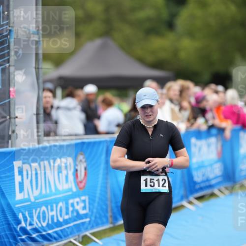 30.08.2026 - Elbe Triathlon Hamburg LAZAROV Photography http://msf.ph/oto/10029220 30.08.2026 12:15:16 Ziel 1512 meine-sportfotos.de