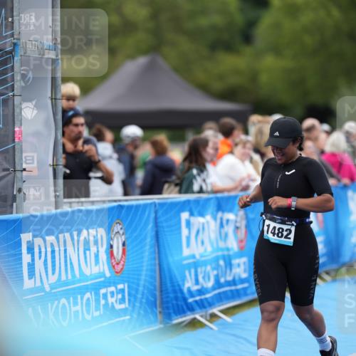 30.08.2026 - Elbe Triathlon Hamburg LAZAROV Photography http://msf.ph/oto/10029245 30.08.2026 12:16:53 Ziel 1482, 1647 meine-sportfotos.de