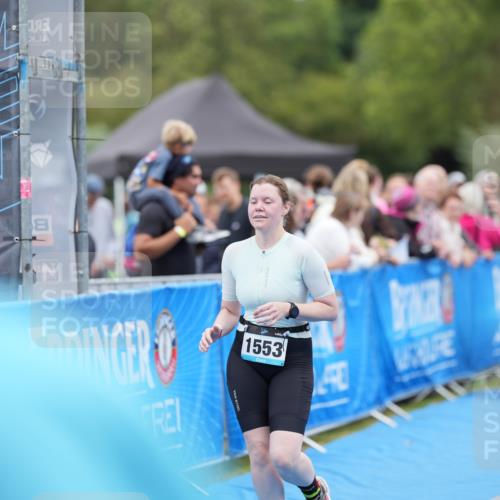 30.08.2026 - Elbe Triathlon Hamburg LAZAROV Photography http://msf.ph/oto/10029260 30.08.2026 12:17:52 Ziel 1351, 1553, 1607 meine-sportfotos.de